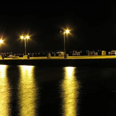 In With Balcony, W-lan, Washing Machine Apartamento Zlarin