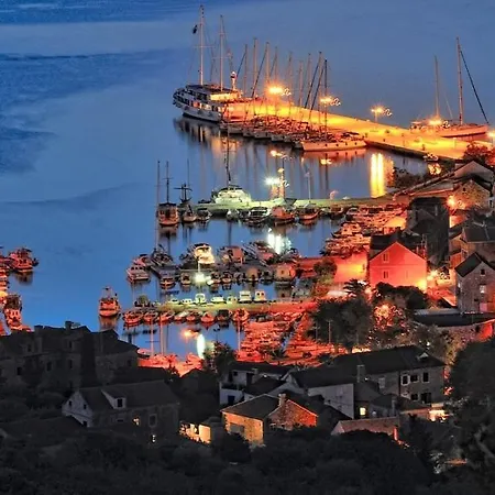 In With Balcony, W-lan, Washing Machine Apartamento *