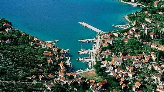 In With Balcony, W-lan, Washing Machine Appartement Zlarin