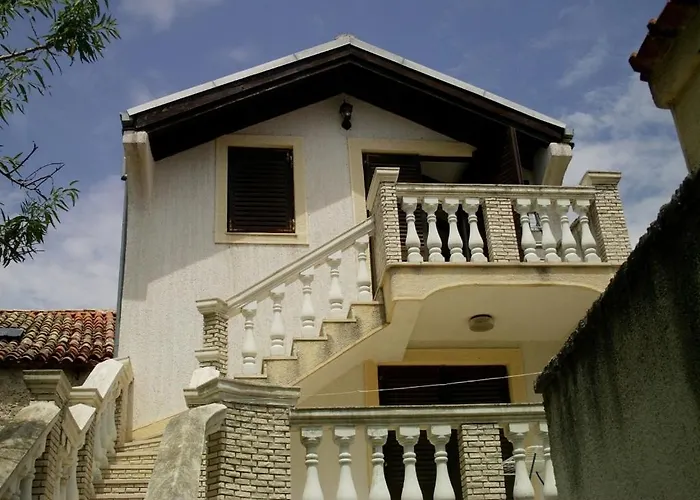 In With Balcony, W-lan, Washing Machine *